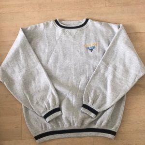 Like new Vintage Guess Crewneck sweatshirt